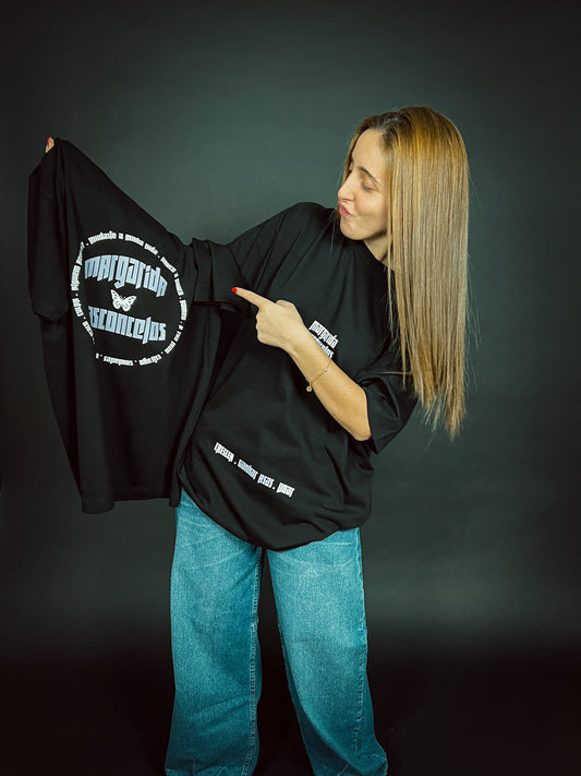 T-shirt Estilo Oversized (Produto Oficial - Margarida Vasconcelos)