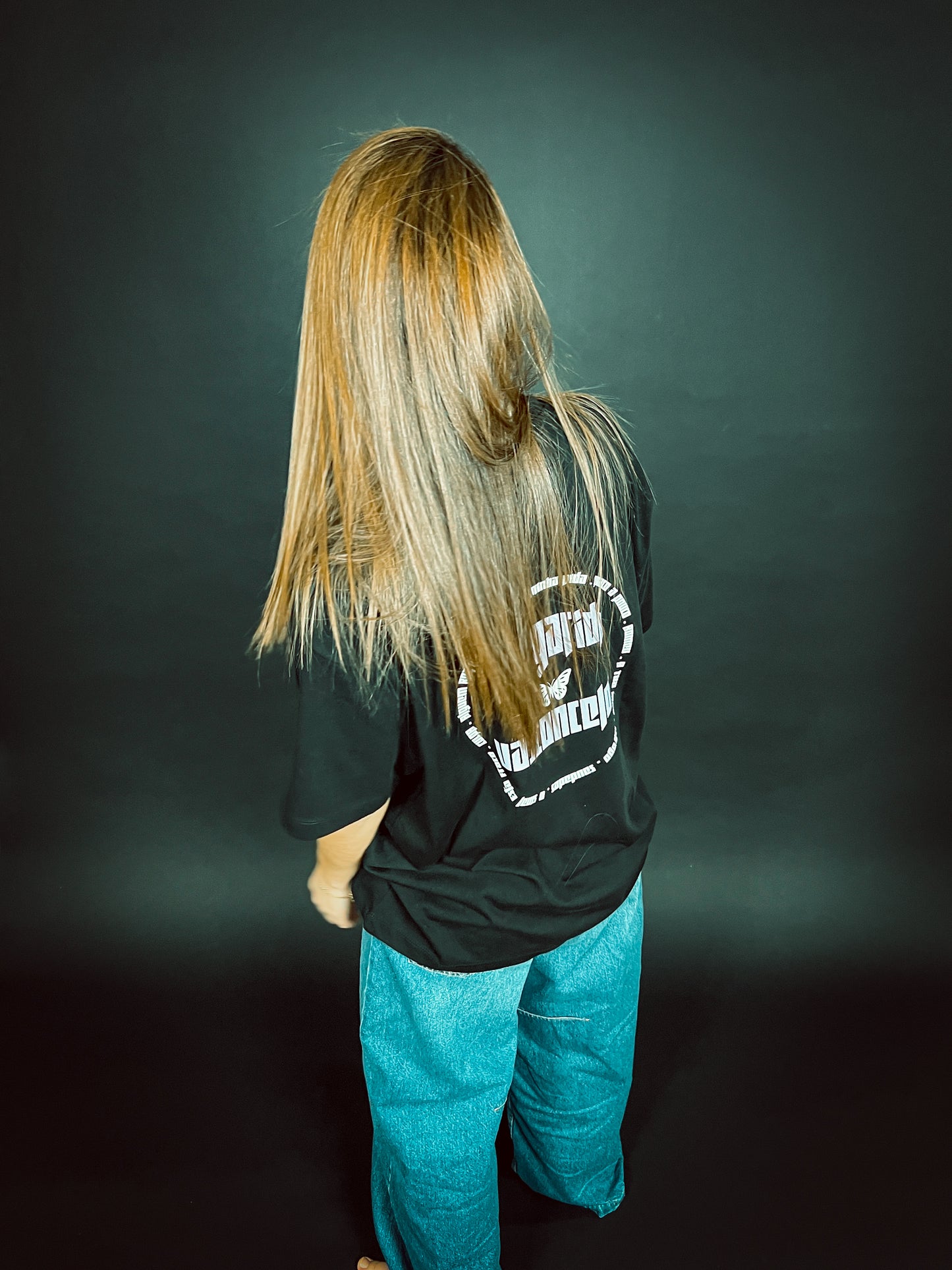 T-shirt Estilo Oversized (Produto Oficial - Margarida Vasconcelos)