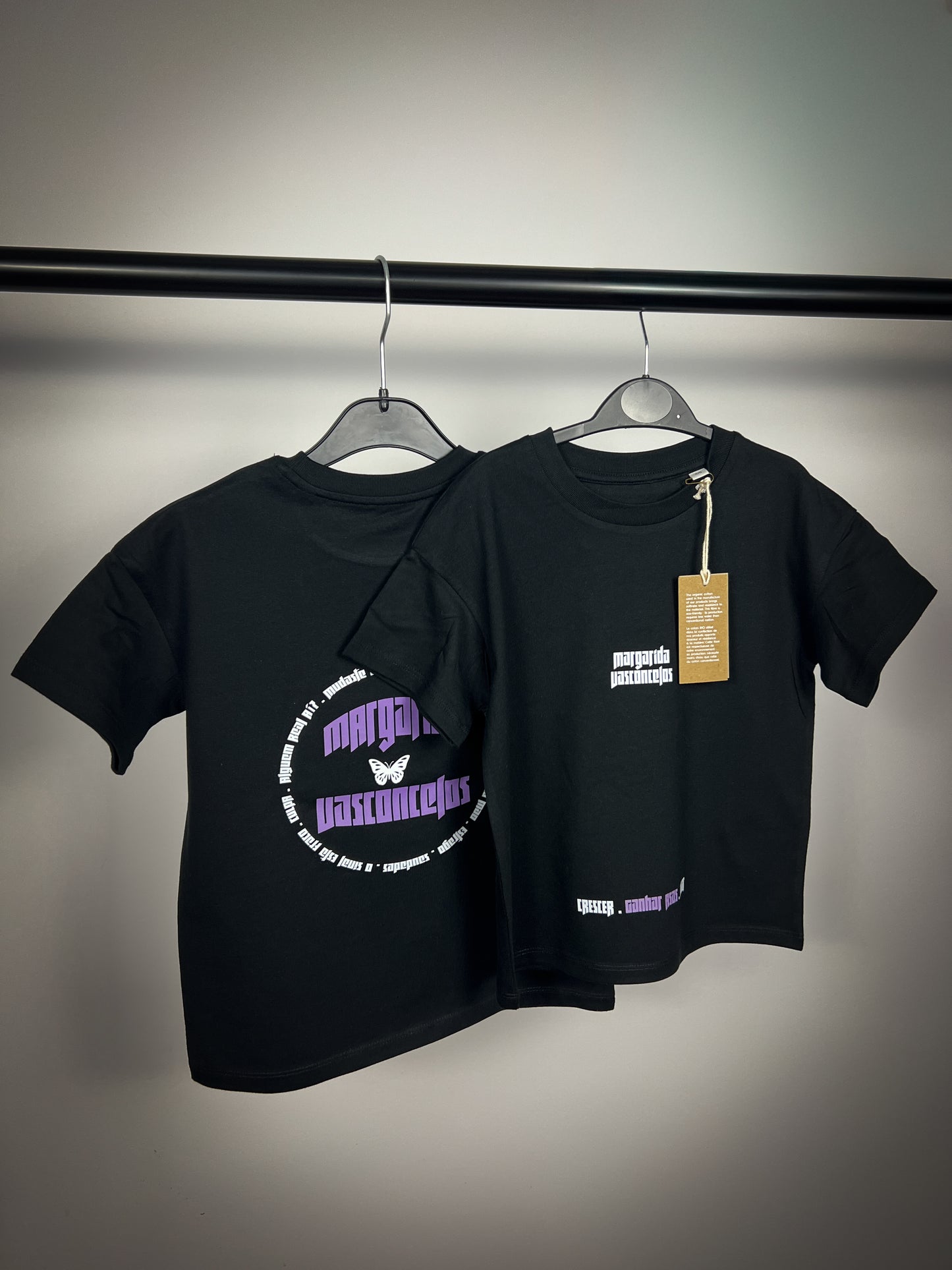 T-shirt Estilo Oversized (Produto Oficial - Margarida Vasconcelos)